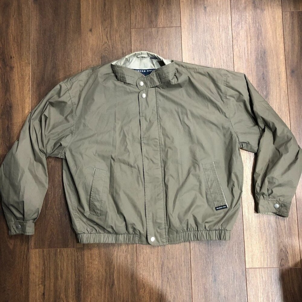 Vintage Members Only Mariner Jacket Windbreaker Mens Sz XL Olive Beige Full Zip